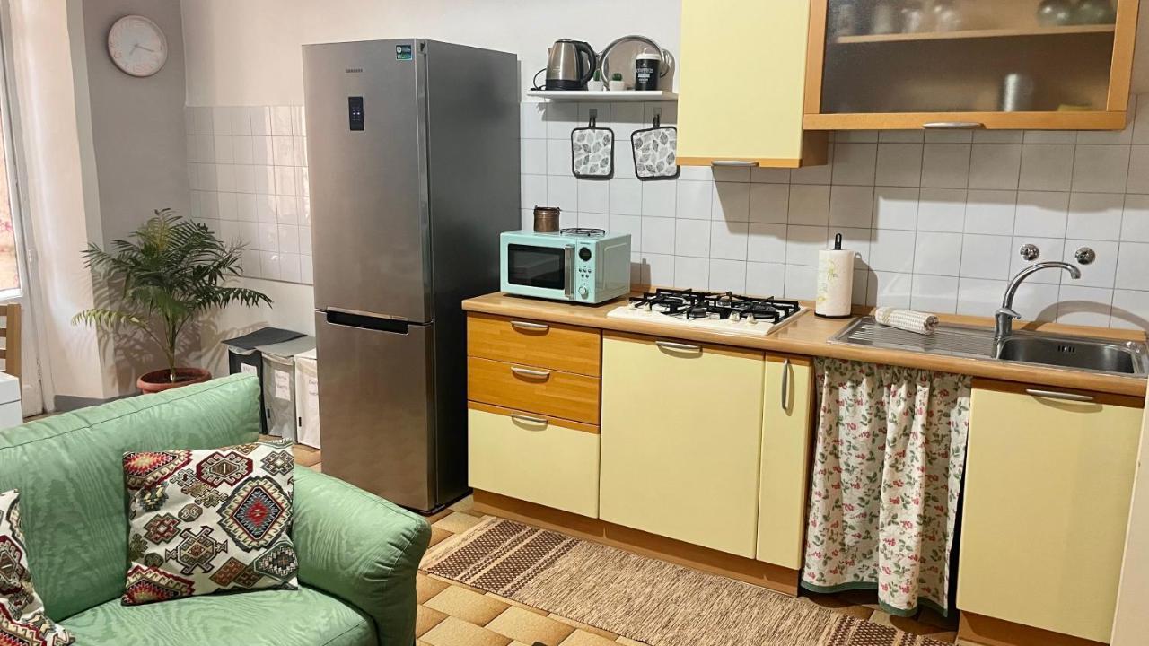 Historical Duomo Apartment Alba Ngoại thất bức ảnh